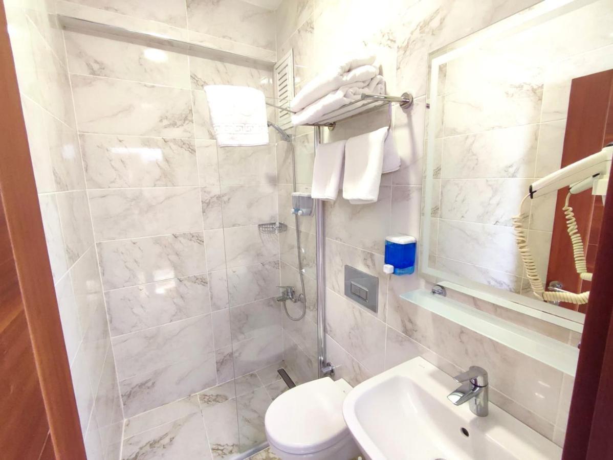 Hotel Euro Diamond Istanbul Bagian luar foto